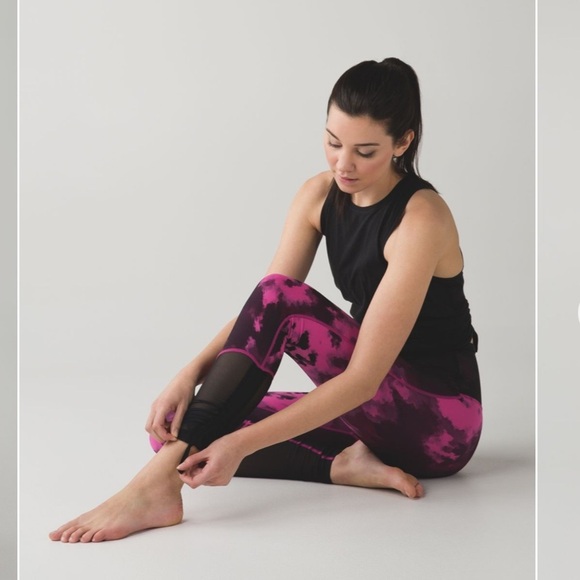 Lululemon Sweaty Endeavor Tight Blooming Pixie Raspberry Black Size 6 - Picture 4 of 16